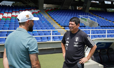 Selecci&oacute;n Per&uacute; agradeci&oacute; la estad&iacute;a y entrenamiento en el Pascual Guerrero para preparar su partido de eliminatorias ante Venezuela