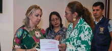 La m&eacute;dica Yanet V&eacute;lez, designada gerente (e) de la Red de Salud del Oriente