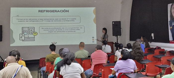 Tenderos escolares apuestan por oferta saludable