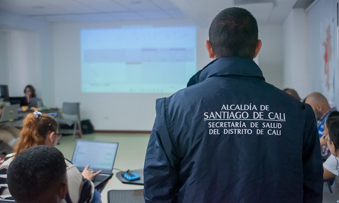 Hospitales de Cali se capacitan con la OPS para fortalecer resiliencia hospitalaria en evaluaci&oacute;n y prevenci&oacute;n de riesgos