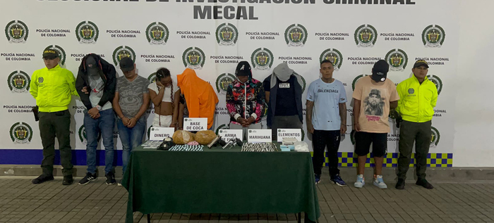 Polic&iacute;a neutraliza a narcotraficantes en tejados de la comuna 15