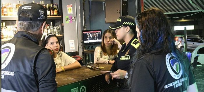 M&aacute;s de 40 motocicletas inmovilizadas y dos establecimientos cerrados durante operativos del Plan Ne&oacute;n