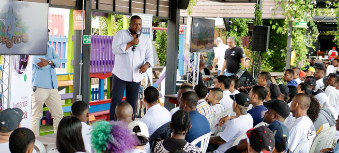 Alcald&iacute;a de Cali avanza con las capacitaciones del programa 'Social Barber'