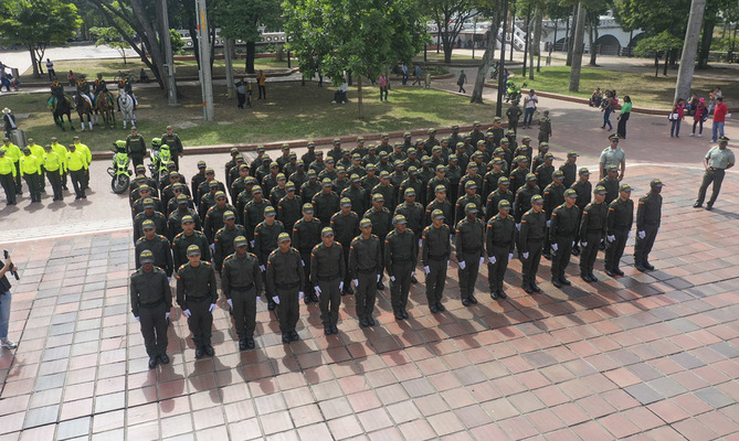 Polic&iacute;a Nacional invita a j&oacute;venes cale&ntilde;os y de municipios cercanos a participar de las convocatorias habilitadas por la instituci&oacute;n