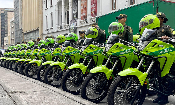 Alcald&iacute;a de Cali sigue fortaleciendo capacidades de las autoridades: se entregaron 117 motocicletas a la Polic&iacute;a Metropolitana