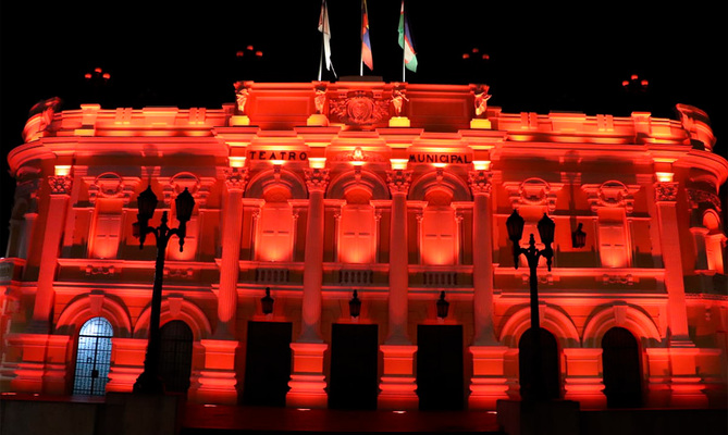 Diez monumentos de Cali se iluminan en homenaje al Festival de  M&uacute;sica del Pac&iacute;fico &lsquo;Petronio &Aacute;lvarez&rsquo;