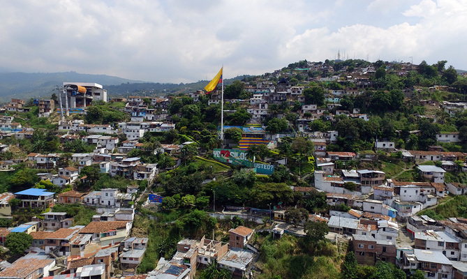 As&iacute; est&aacute; trabajando EMCALI por la legalizaci&oacute;n urban&iacute;stica de los 41 Asentamientos Humanos de Desarrollo Incompleto