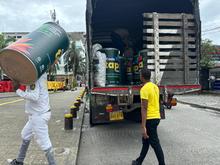 Alcald&iacute;a de Cali entrega 1.000.053 tapas pl&aacute;sticas a fundaci&oacute;n de Buenaventura: &iexcl;cada tapa cuenta para el mural m&aacute;s grande del mundo!