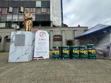 Alcald&iacute;a de Cali entrega 1.000.053 tapas pl&aacute;sticas a fundaci&oacute;n de Buenaventura: &iexcl;cada tapa cuenta para el mural m&aacute;s grande del mundo!