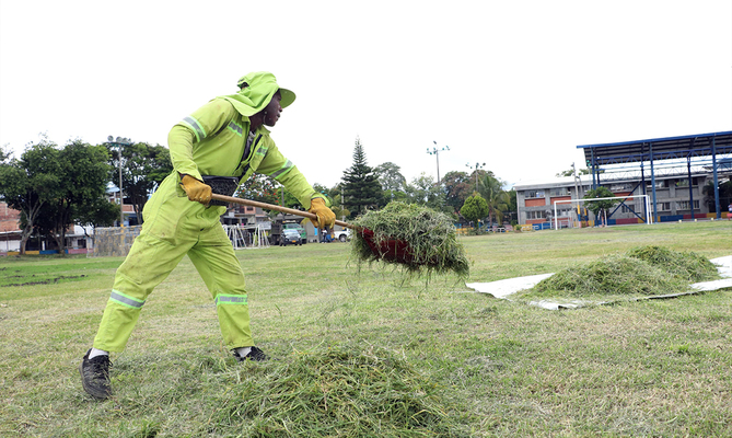 Nos pusimos la 10 en el barrio Uni&oacute;n de Vivienda Popular: recuperamos la cancha Cristo Maestre, cuna del f&uacute;tbol cale&ntilde;o