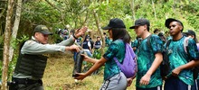 Becarios de Todas y Todos a Estudiar iniciaron la siembra de 7.000 &aacute;rboles en el Bosque de los Estudiantes