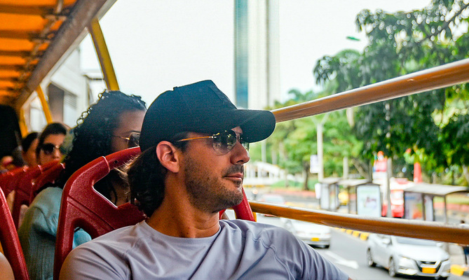 Iniciaron los recorridos gratuitos del bus panor&aacute;mico de la Secretar&iacute;a de Turismo de Cali por los atractivos de la ciudad