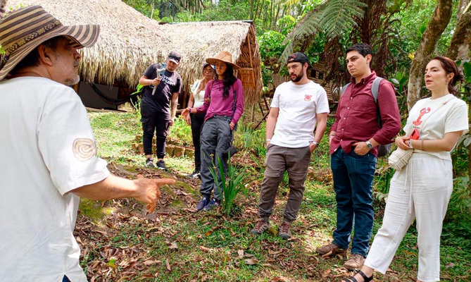 Cale&ntilde;os le apuestan a activar sentidos con el turismo regenerativo