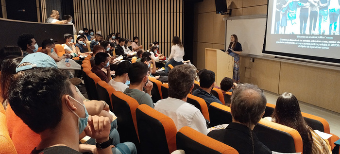Estudiantes javerianos conocieron los proyectos Bulevar de Oriente y Cristo Rey