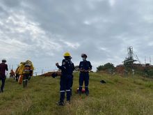 Bomberos hacen presencia en obra de Cristo Rey