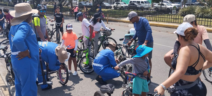 Regresaron los 'bici doctores' a Cali