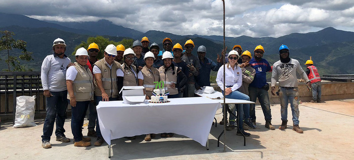 Trabajadores de Cristo Rey se gozaron los 70 a&ntilde;os del monumento